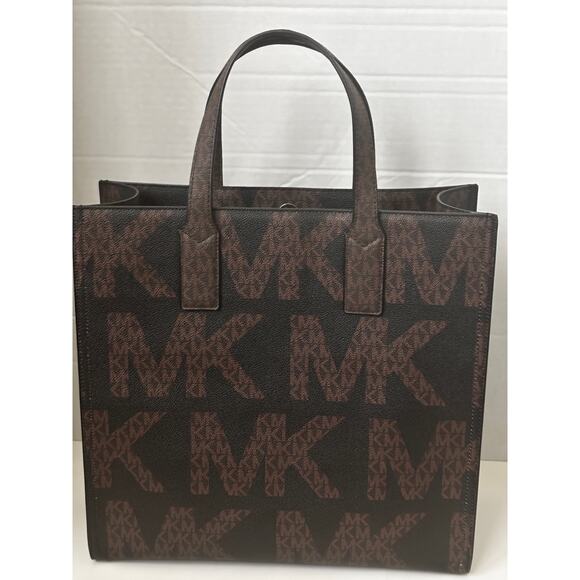 Michael Kors Kenly Large Signature Logo Tote W/ Detachable Crossbody Strap - Picture 10 of 16